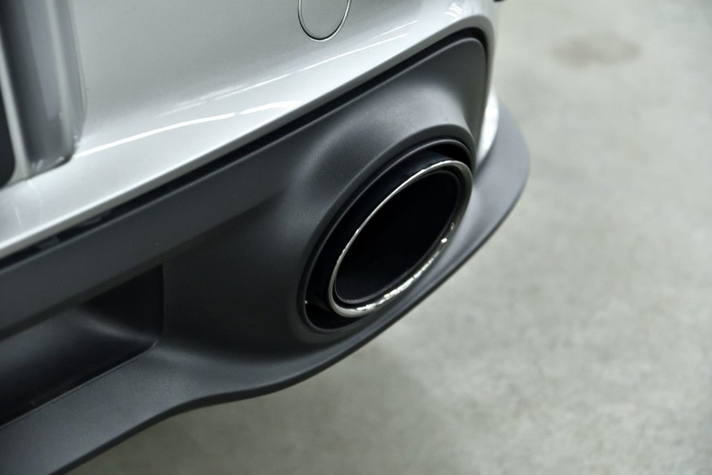 2021 Porsche 911 Turbo S in Laval, Quebec - 11 - w1024h768px