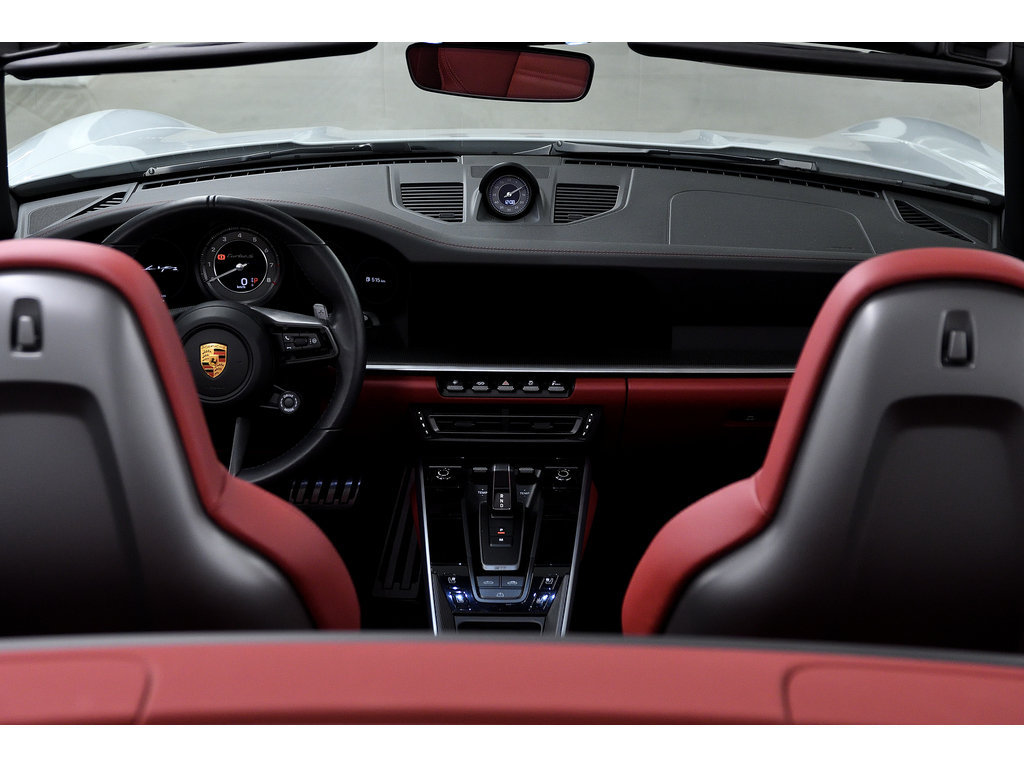 Porsche 911 Turbo S Cabriolet  / Burmester High End 2022 à Laval, Québec - 15 - w1024h768px