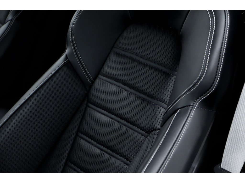 2022 Porsche 911 Turbo Coupe / PDCC / Sport Exhaust / BOSE in Laval, Quebec - 16 - w1024h768px