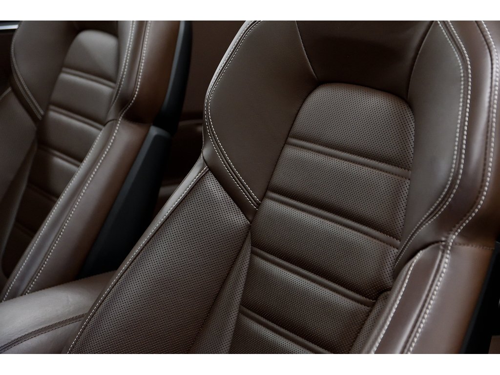 Porsche 911 Turbo Cabriolet / Sport Exhaust / 18 Ways / BOSE 2022 à Laval, Québec - 18 - w1024h768px