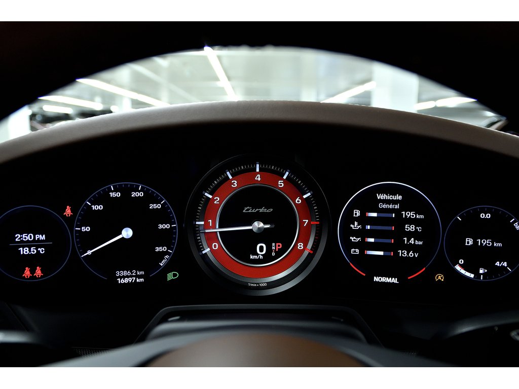 Porsche 911 Turbo Cabriolet / Sport Exhaust / 18 Ways / BOSE 2022 à Laval, Québec - 19 - w1024h768px