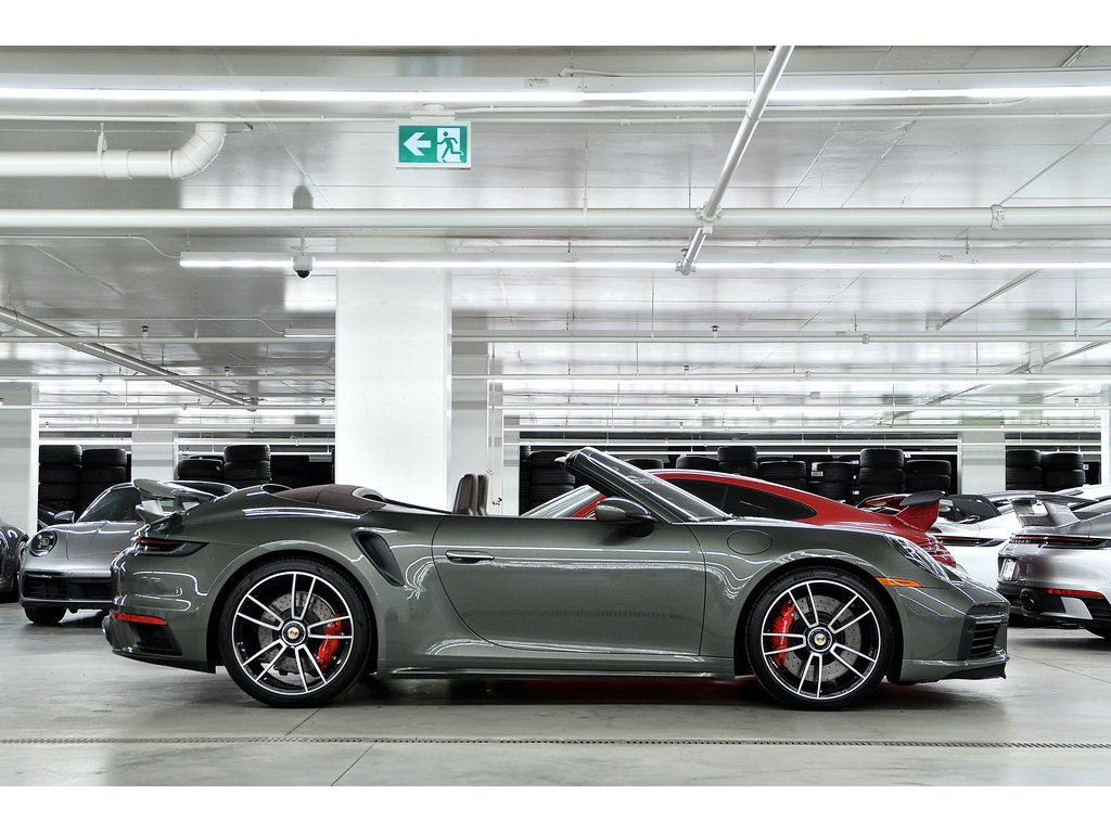 Porsche 911 Turbo Cabriolet / Sport Exhaust / 18 Ways / BOSE 2022 à Laval, Québec - 41 - w1024h768px