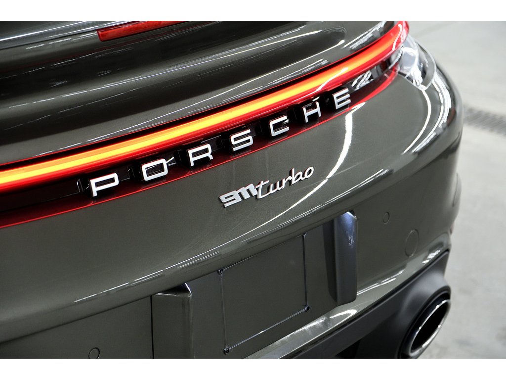 Porsche 911 Turbo Cabriolet / Sport Exhaust / 18 Ways / BOSE 2022 à Laval, Québec - 42 - w1024h768px