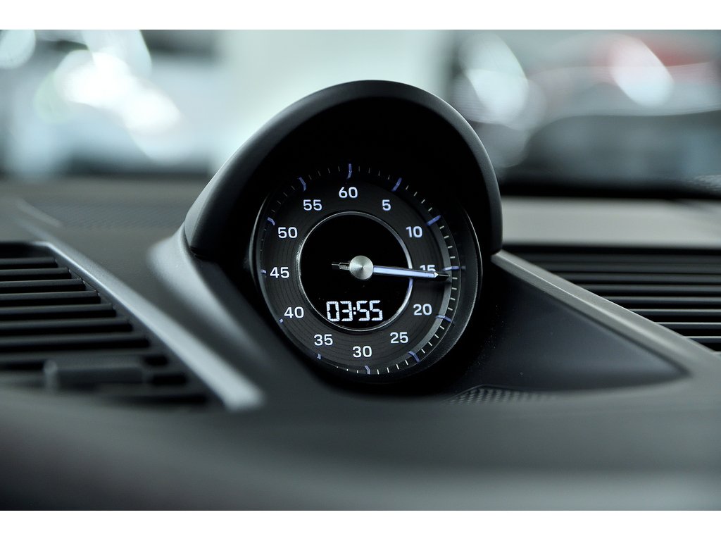 2022 Porsche 911 Turbo S Coupe in Laval, Quebec - 25 - w1024h768px