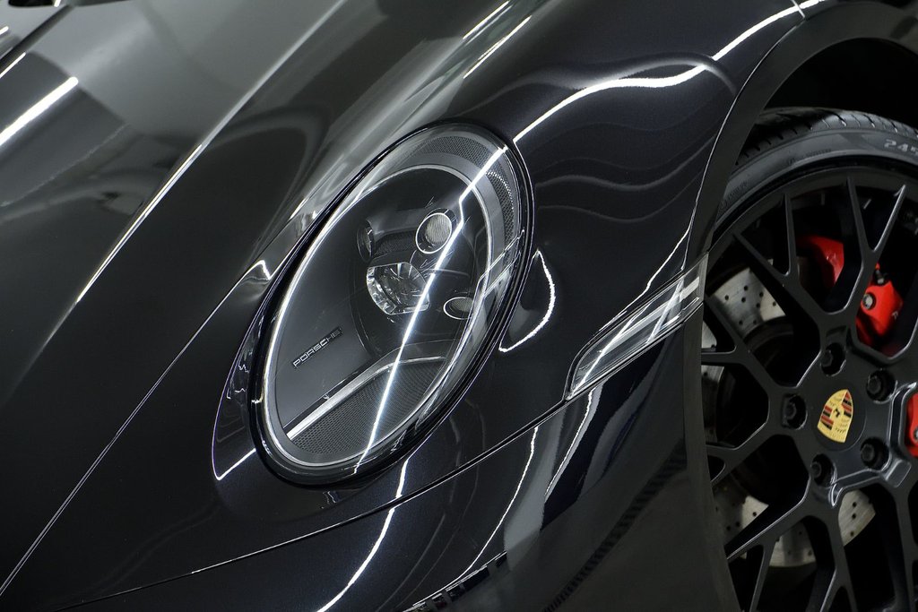 2022 Porsche 911 Carrera S Cabriolet in Laval, Quebec - 7 - w1024h768px