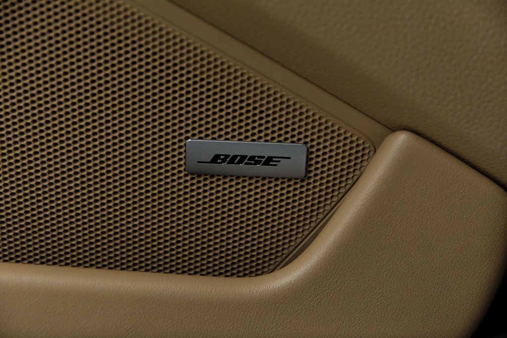 2022 Porsche 911 Carrera S Cabriolet in Laval, Quebec - 37 - w1024h768px