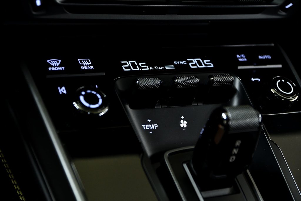 2022 Porsche 911 Carrera S in Laval, Quebec - 30 - w1024h768px
