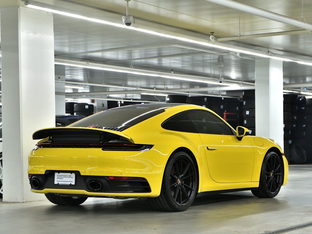 2022 Porsche 911 Carrera S in Laval, Quebec - 3 - w1024h768px
