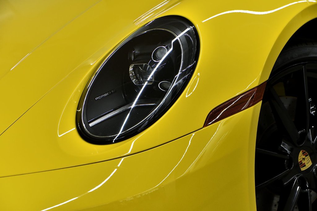 2022 Porsche 911 Carrera S in Laval, Quebec - 7 - w1024h768px
