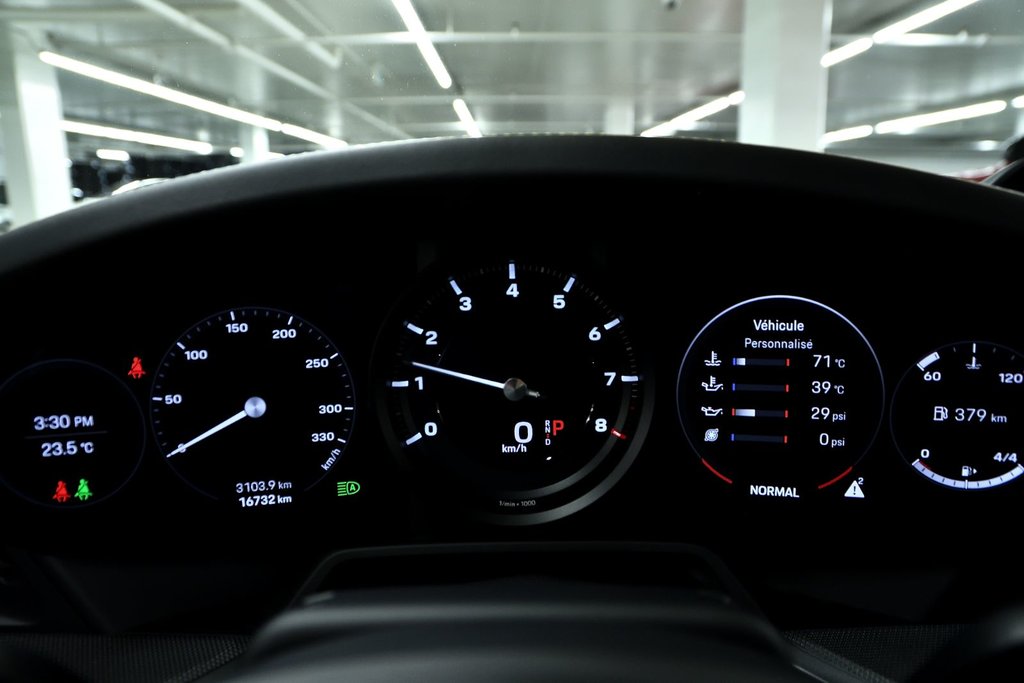 2022 Porsche 911 Carrera S in Laval, Quebec - 14 - w1024h768px