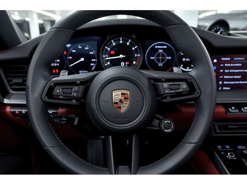 2023 Porsche 911 Carrera 4 Cabriolet / Burmester / Sport Package in Laval, Quebec - 14 - w1024h768px