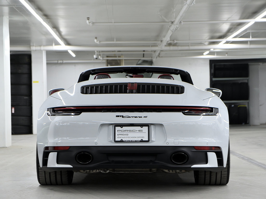 2023 Porsche 911 Carrera 4 Cabriolet / Burmester / Sport Package in Laval, Quebec - 6 - w1024h768px