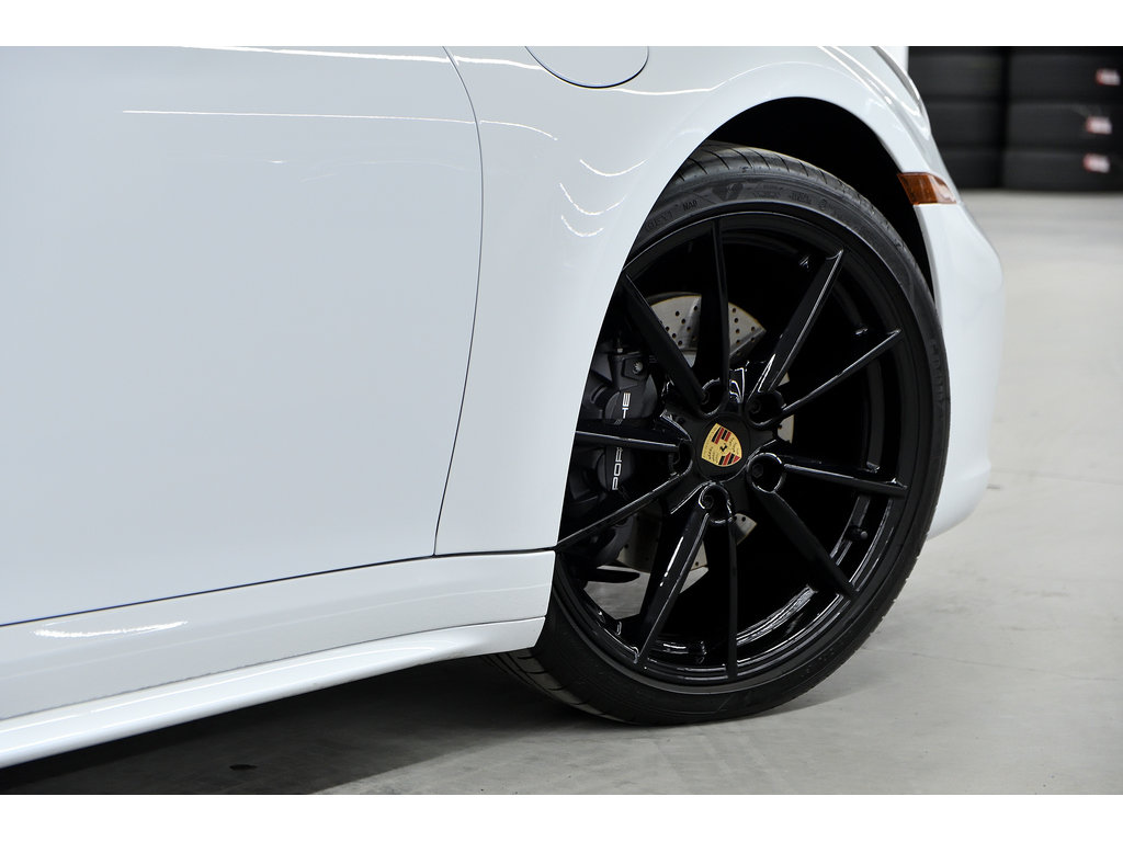 2023 Porsche 911 Carrera 4 Cabriolet / Burmester / Sport Package in Laval, Quebec - 12 - w1024h768px