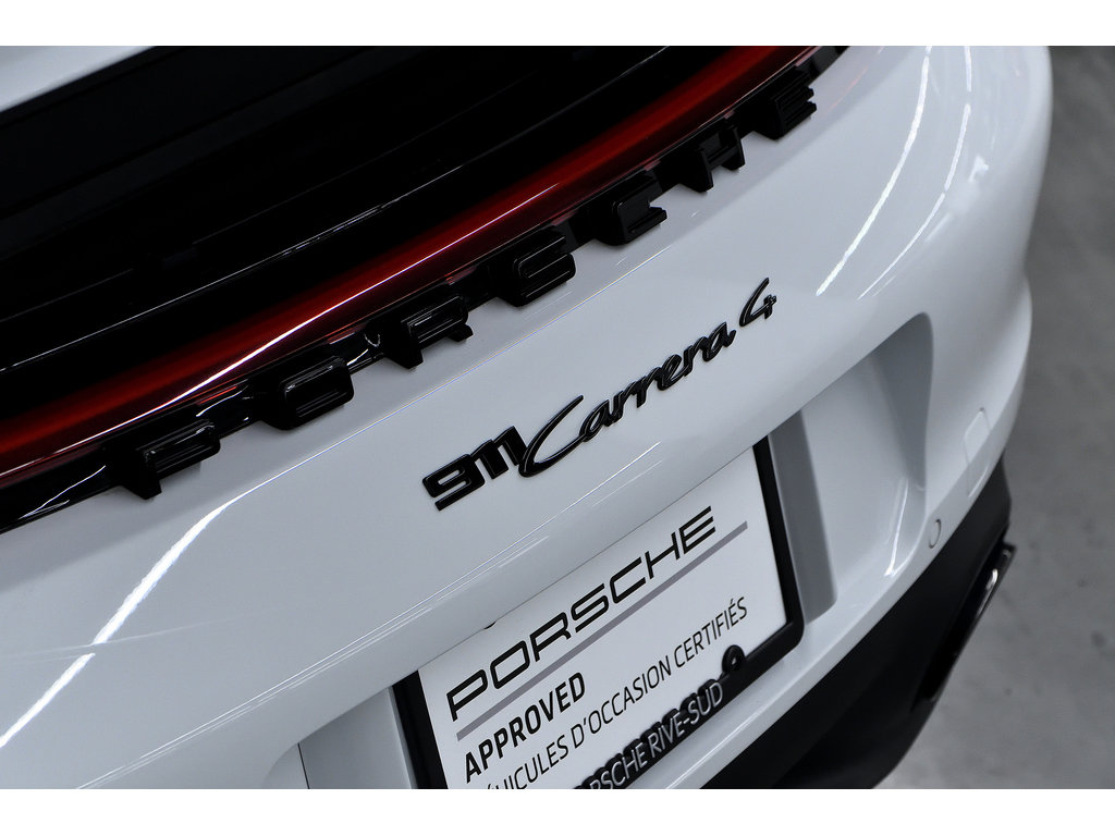 2023 Porsche 911 Carrera 4 Cabriolet / Burmester / Sport Package in Laval, Quebec - 37 - w1024h768px