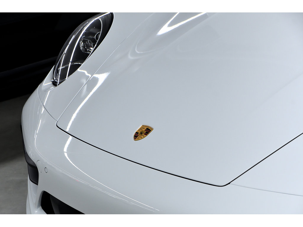 2023 Porsche 911 Carrera 4 Cabriolet / Burmester / Sport Package in Laval, Quebec - 9 - w1024h768px
