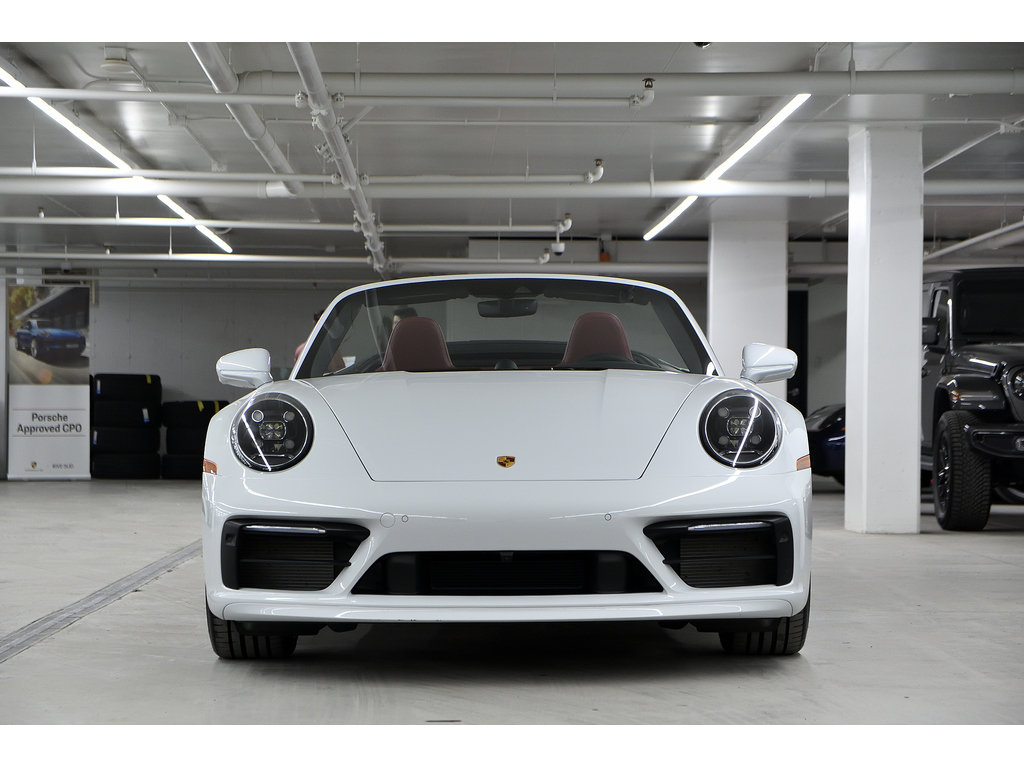 2023 Porsche 911 Carrera 4 Cabriolet / Burmester / Sport Package in Laval, Quebec - 7 - w1024h768px