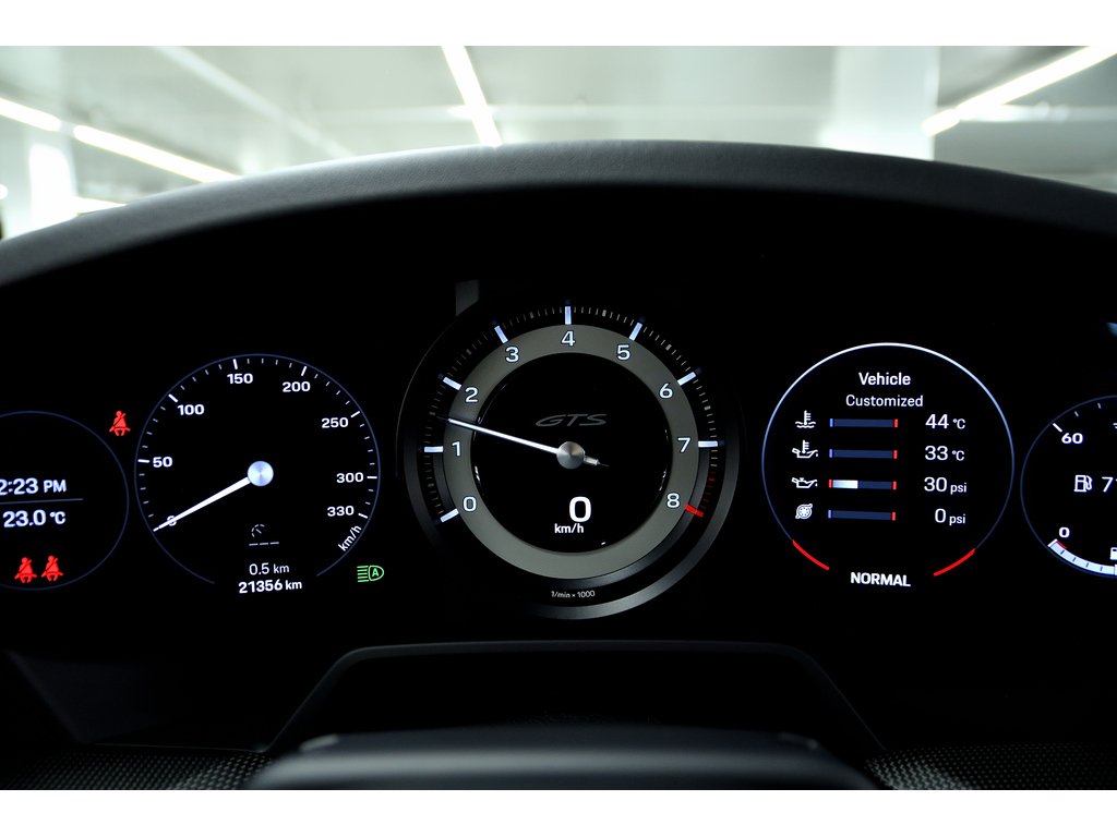2023 Porsche 911 Carrera GTS Coupe / Manual Transmission / BOSE in Laval, Quebec - 16 - w1024h768px