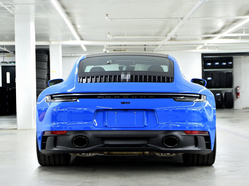 2023 Porsche 911 Carrera GTS Coupe / Manual Transmission / BOSE in Laval, Quebec - 40 - w1024h768px