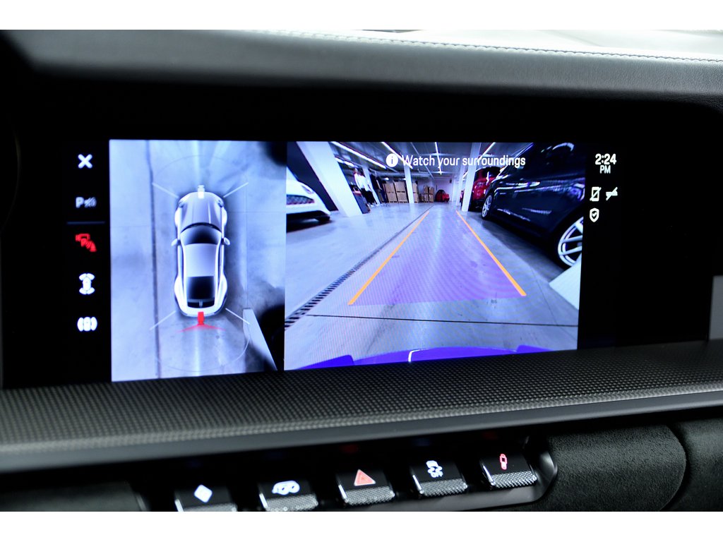 2023 Porsche 911 Carrera GTS Coupe / Manual Transmission / BOSE in Laval, Quebec - 23 - w1024h768px