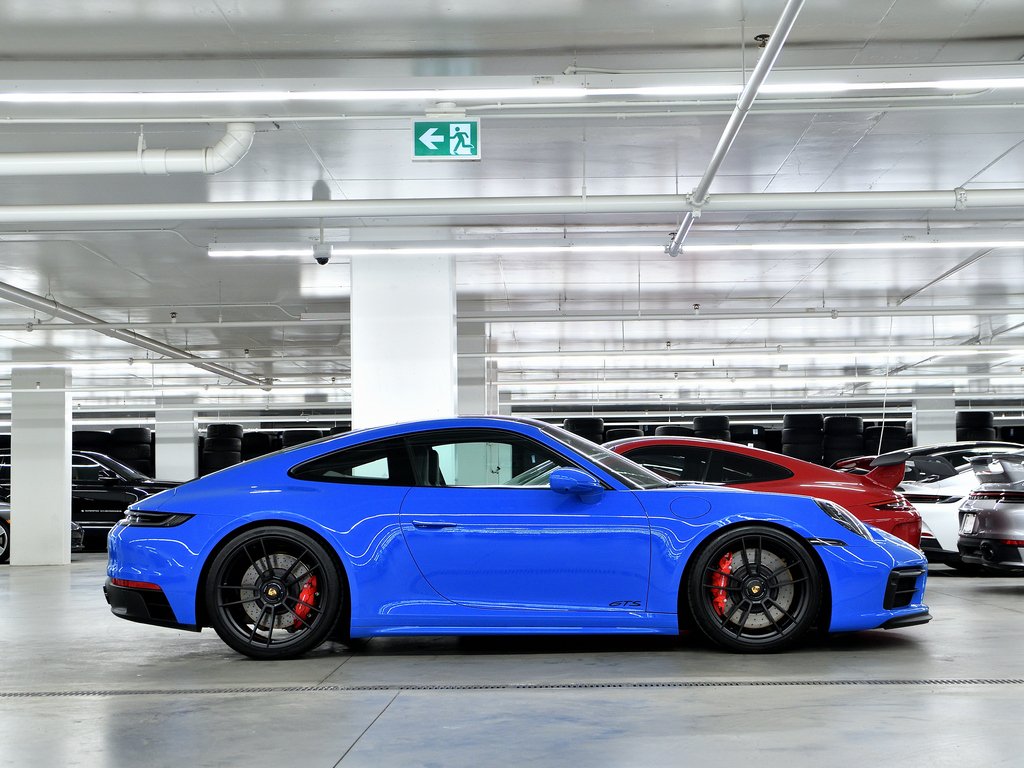 2023 Porsche 911 Carrera GTS Coupe / Manual Transmission / BOSE in Laval, Quebec - 2 - w1024h768px