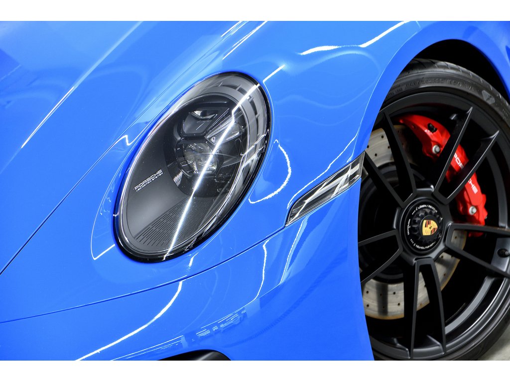 2023 Porsche 911 Carrera GTS Coupe / Manual Transmission / BOSE in Laval, Quebec - 7 - w1024h768px