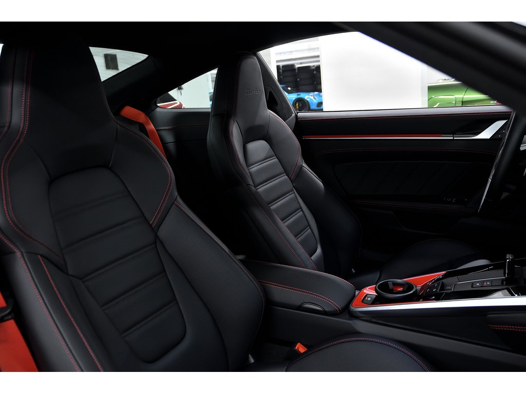 2023 Porsche 911 Turbo Coupe / Front Axle / Sport Exhaust / BOSE in Laval, Quebec - 31 - w1024h768px