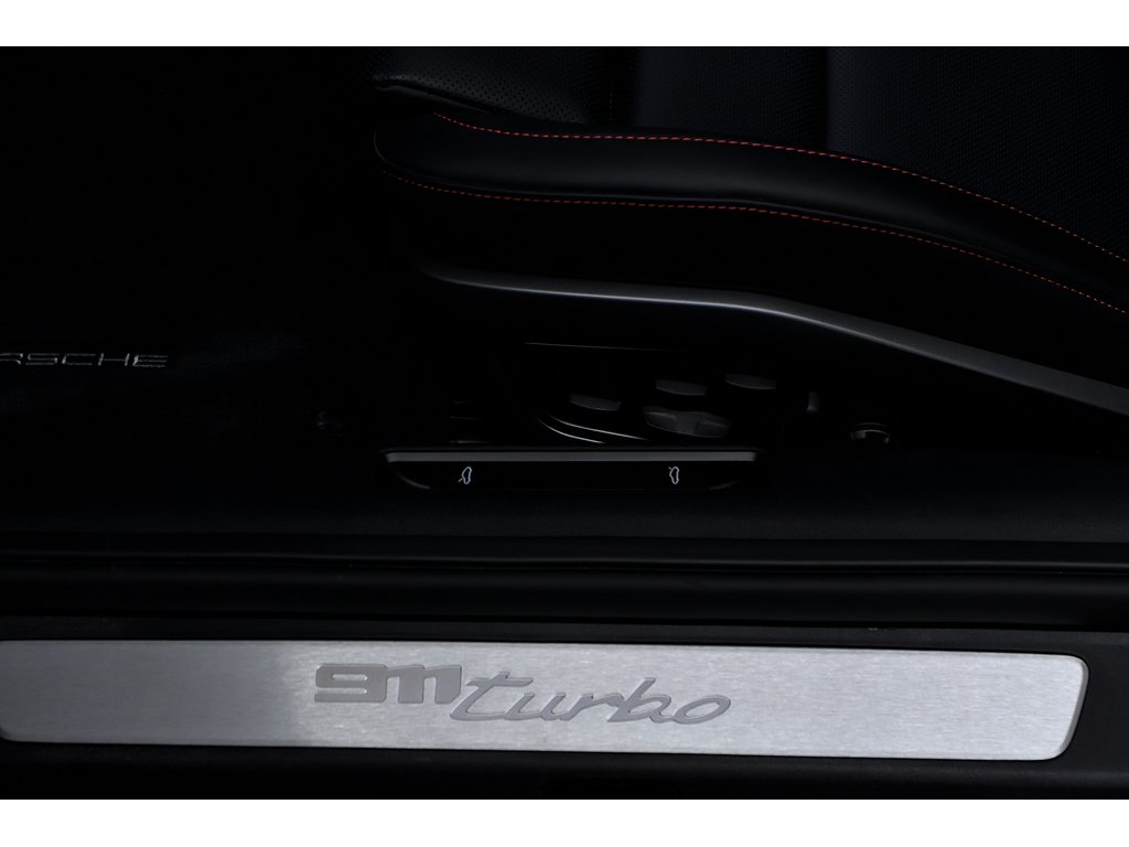 2023 Porsche 911 Turbo Coupe / Front Axle / Sport Exhaust / BOSE in Laval, Quebec - 18 - w1024h768px