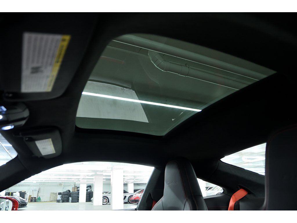 2023 Porsche 911 Turbo Coupe / Front Axle / Sport Exhaust / BOSE in Laval, Quebec - 16 - w1024h768px