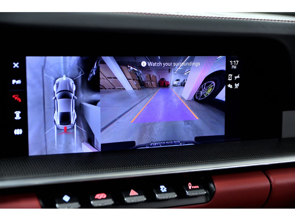 Porsche 911 Turbo S / Sport Exhaust / PCCBs / PASM / BOSE 2023 à Laval, Québec - 28 - w1024h768px