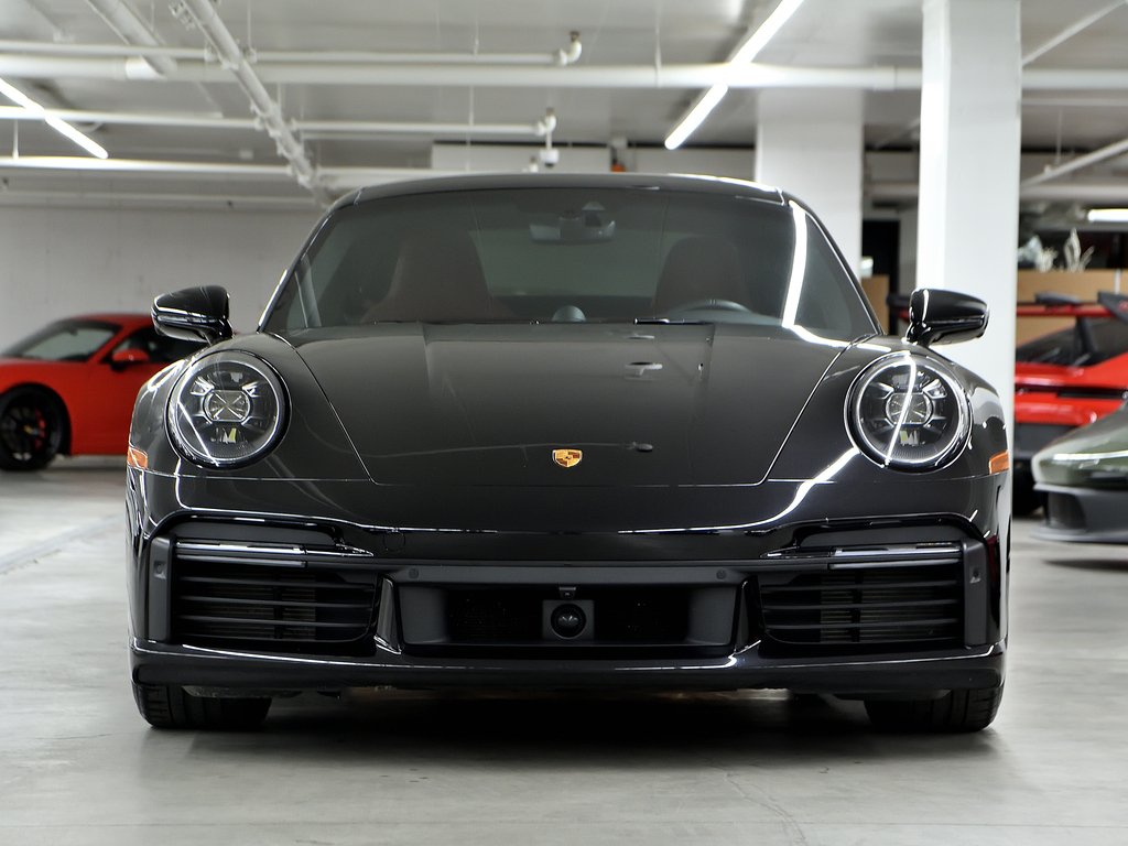 Porsche 911 Turbo S / Sport Exhaust / PCCBs / PASM / BOSE 2023 à Laval, Québec - 5 - w1024h768px