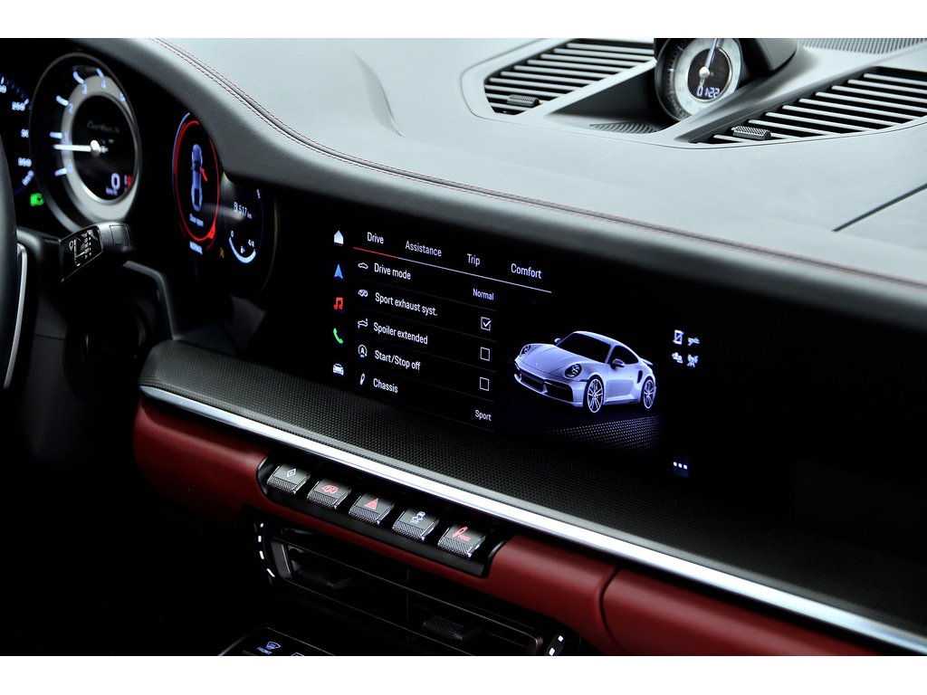 Porsche 911 Turbo S / Sport Exhaust / PCCBs / PASM / BOSE 2023 à Laval, Québec - 37 - w1024h768px