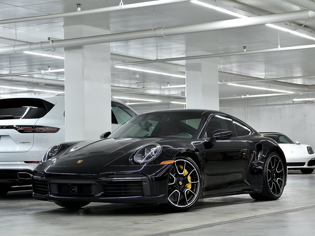 Porsche 911 Turbo S / Sport Exhaust / PCCBs / PASM / BOSE 2023 à Laval, Québec - 1 - w1024h768px