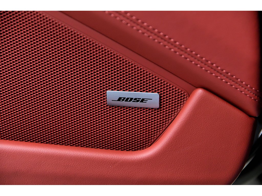 Porsche 911 Turbo S / Sport Exhaust / PCCBs / PASM / BOSE 2023 à Laval, Québec - 41 - w1024h768px