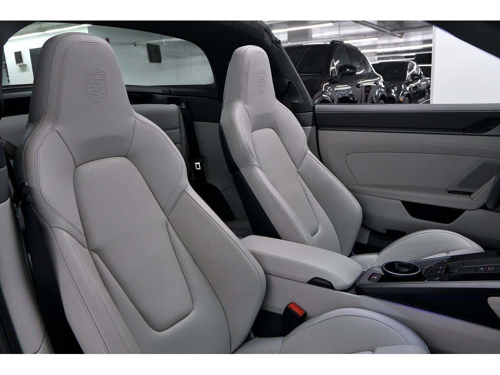 2023 Porsche 911 Targa 4S / Premium + Sport Package / BOSE in Laval, Quebec - 25 - w1024h768px
