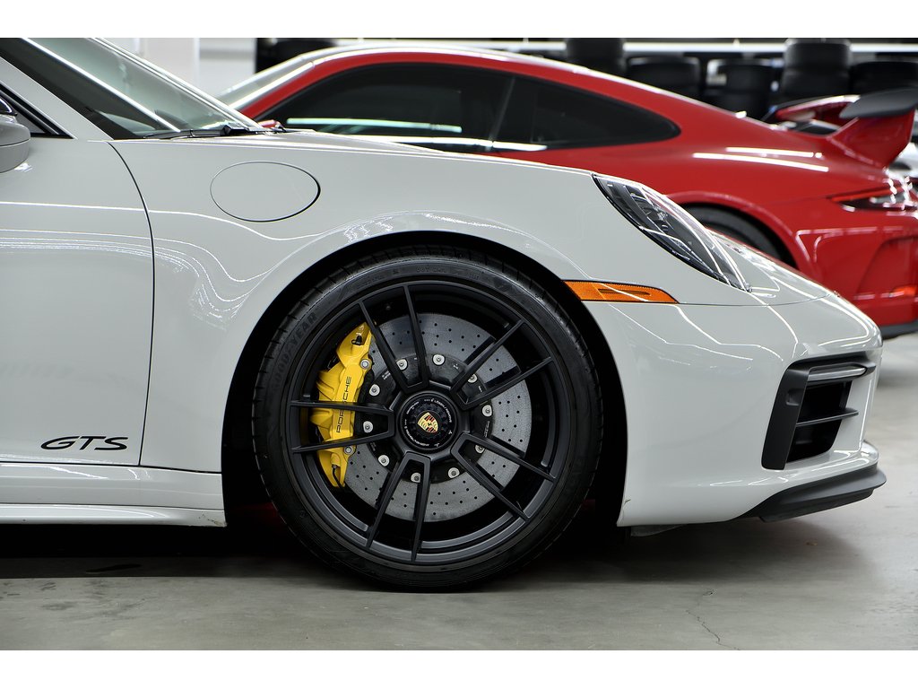 Porsche 911 Carrera GTS Coupe / PDCC / BUCKET SEATS / BOSE 2023 à Laval, Québec - 9 - w1024h768px
