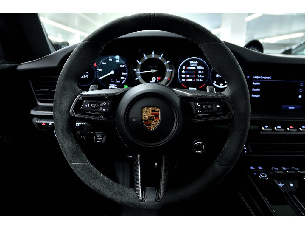 Porsche 911 Carrera GTS Coupe / PDCC / BUCKET SEATS / BOSE 2023 à Laval, Québec - 16 - w1024h768px