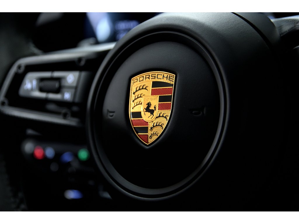 Porsche 911 Carrera GTS Coupe / PDCC / BUCKET SEATS / BOSE 2023 à Laval, Québec - 17 - w1024h768px