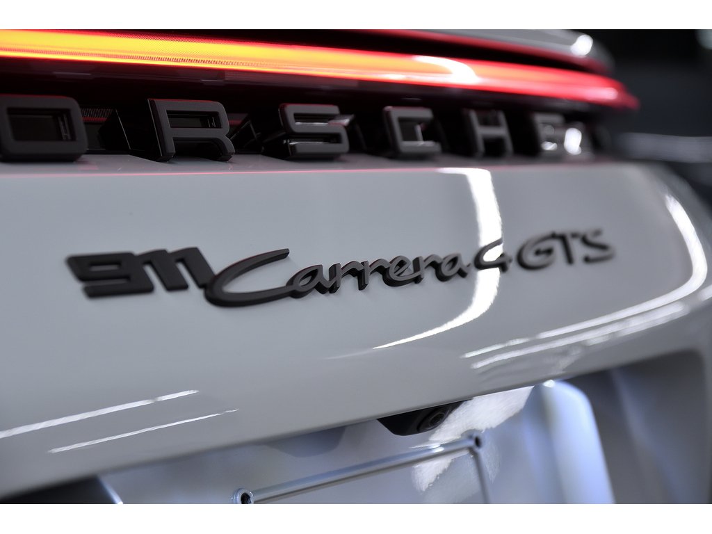 2023 Porsche 911 Carrera 4 GTS Cabriolet / Burmester /Front Axle in Laval, Quebec - 10 - w1024h768px