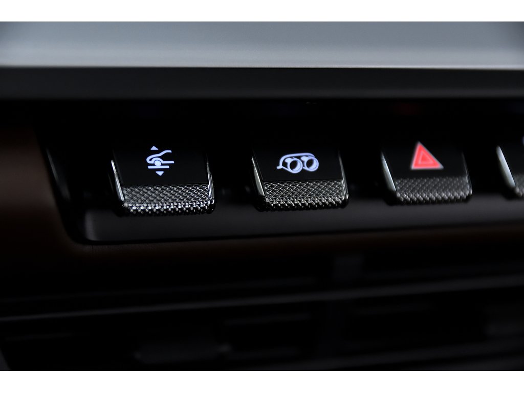 2023 Porsche 911 Carrera 4 GTS Cabriolet / Burmester /Front Axle in Laval, Quebec - 28 - w1024h768px