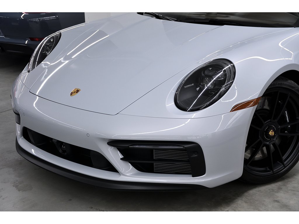 2023 Porsche 911 Carrera 4 GTS Cabriolet / Burmester /Front Axle in Laval, Quebec - 7 - w1024h768px