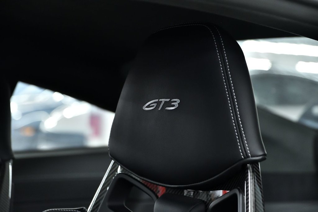 2023 Porsche 911 GT3 in Laval, Quebec - 16 - w1024h768px