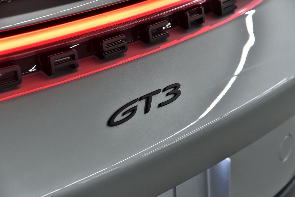 2023 Porsche 911 GT3 in Laval, Quebec - 38 - w1024h768px