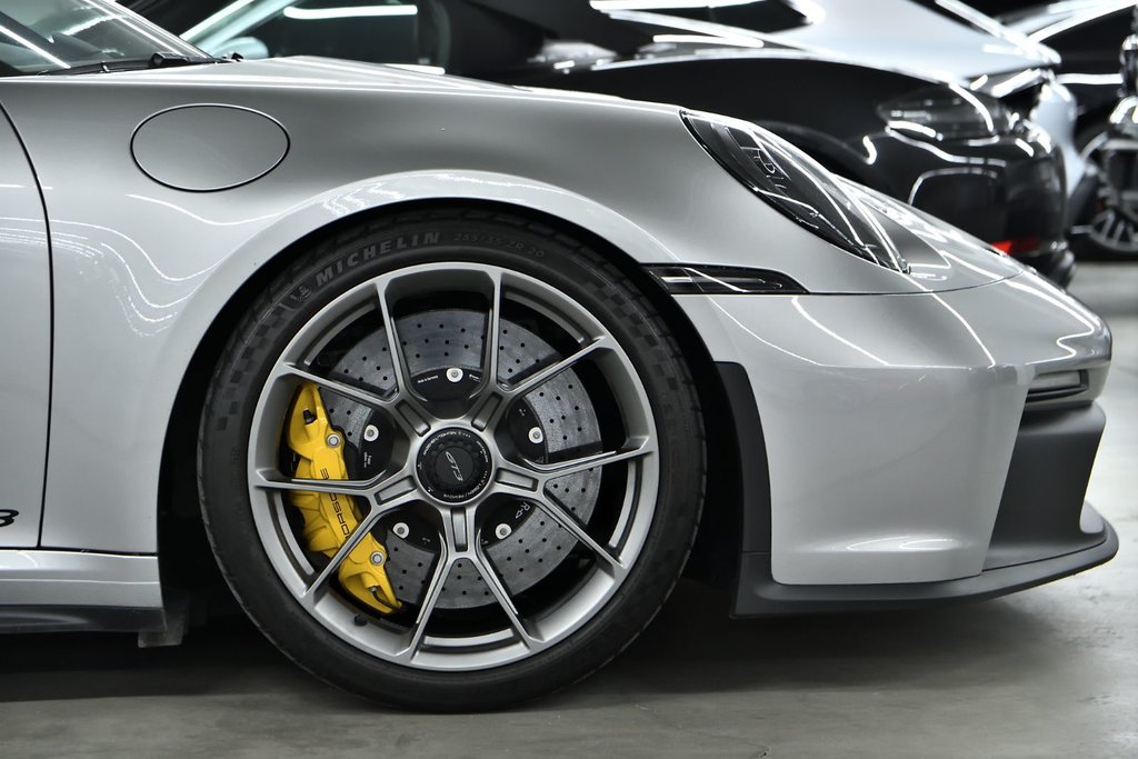 2023 Porsche 911 GT3 in Laval, Quebec - 9 - w1024h768px