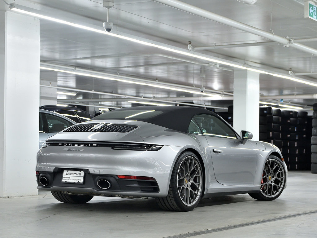 Porsche 911 Cabriolet / Premium + Sport Package / BOSE 2024 à Laval, Québec - 3 - w1024h768px