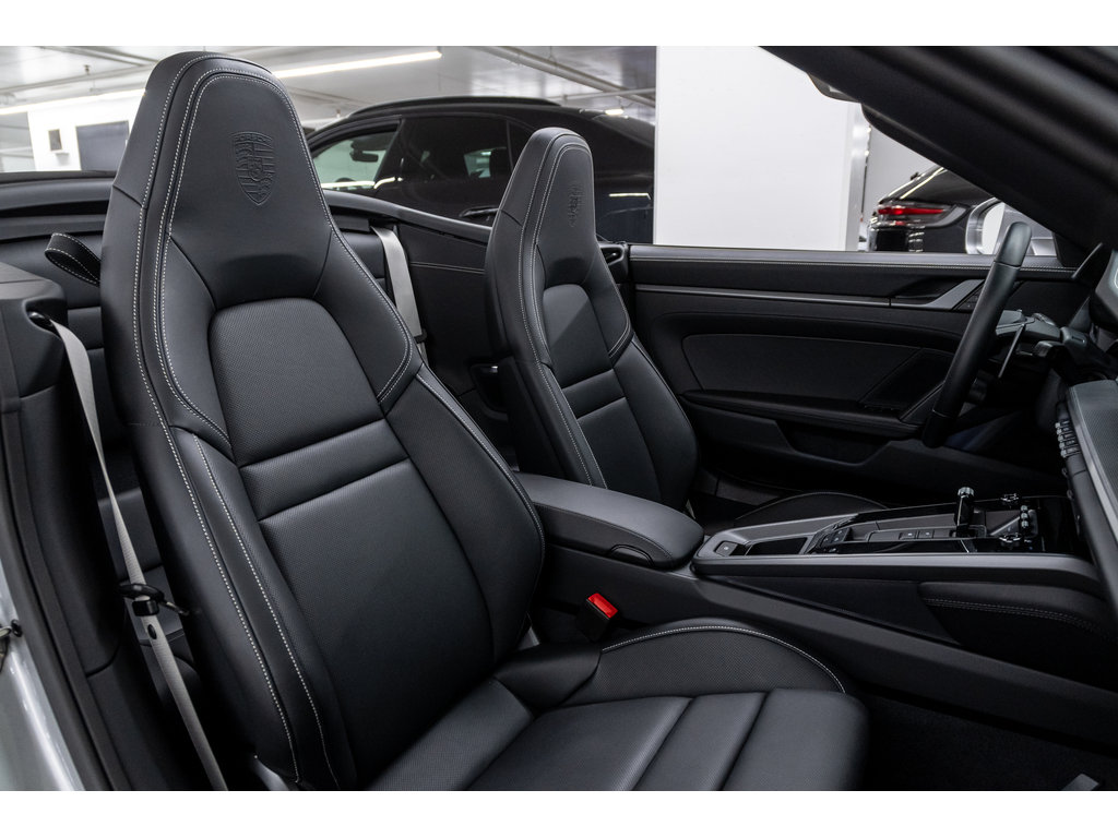 2024 Porsche 911 Cabriolet / Sport + Premium Package / BOSE in Laval, Quebec - 13 - w1024h768px