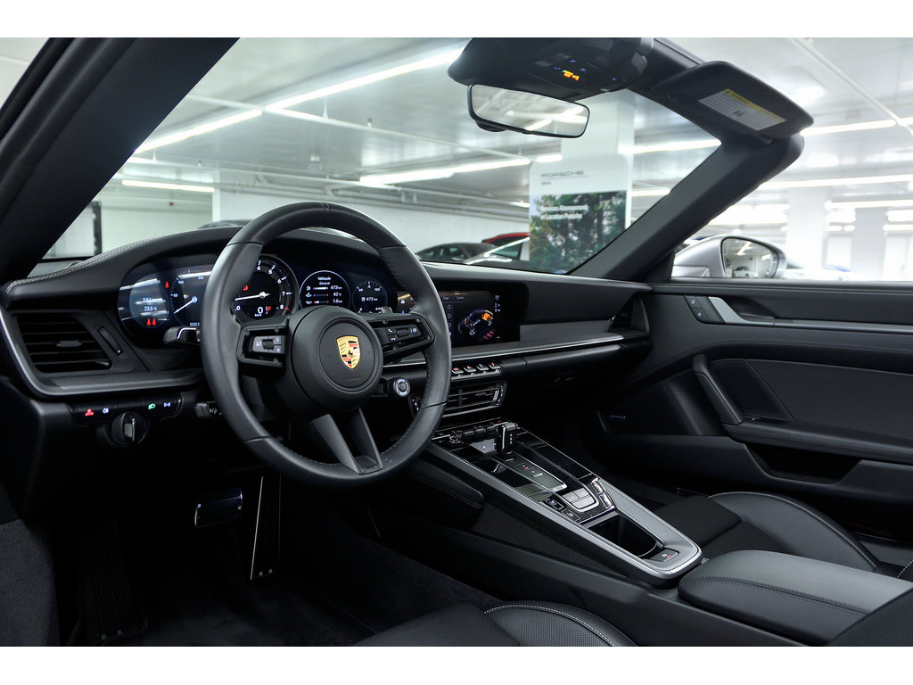 2024 Porsche 911 Cabriolet / Premium / Sport Package / BOSE in Laval, Quebec - 11 - w1024h768px