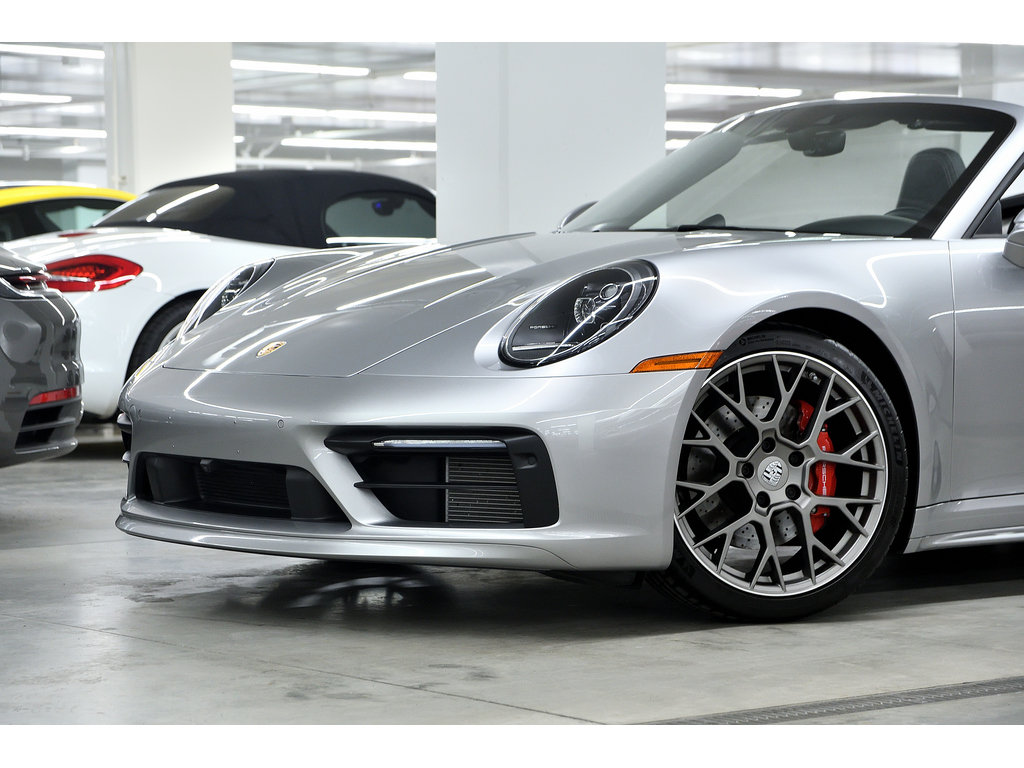 2024 Porsche 911 Cabriolet / Premium / Sport Package / BOSE in Laval, Quebec - 10 - w1024h768px