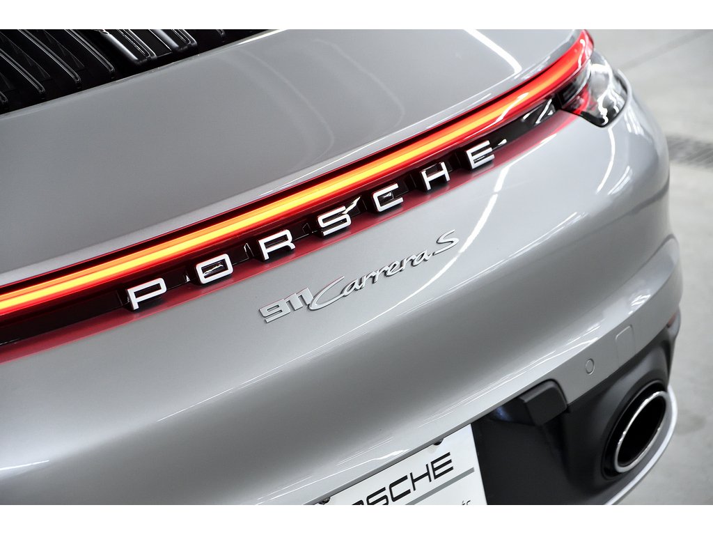Porsche 911 Cabriolet / Premium / Sport Package / BOSE 2024 à Laval, Québec - 8 - w1024h768px
