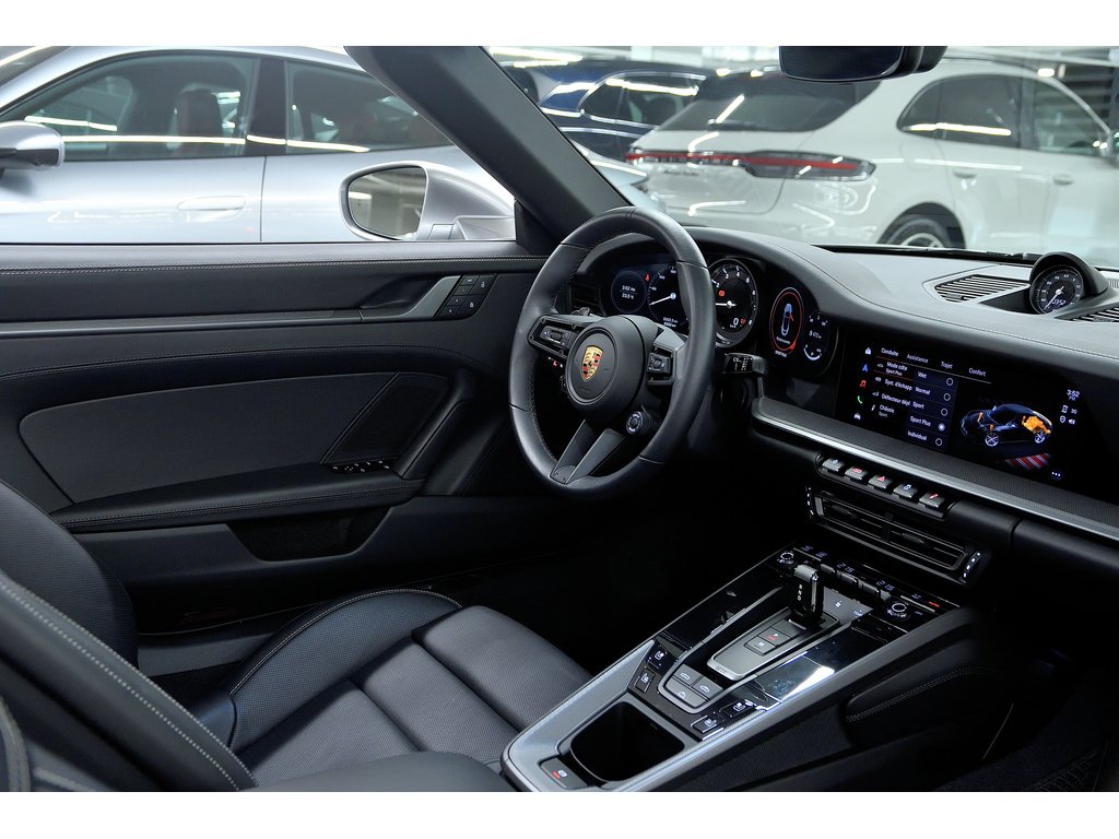 Porsche 911 Cabriolet / Premium / Sport Package / BOSE 2024 à Laval, Québec - 25 - w1024h768px