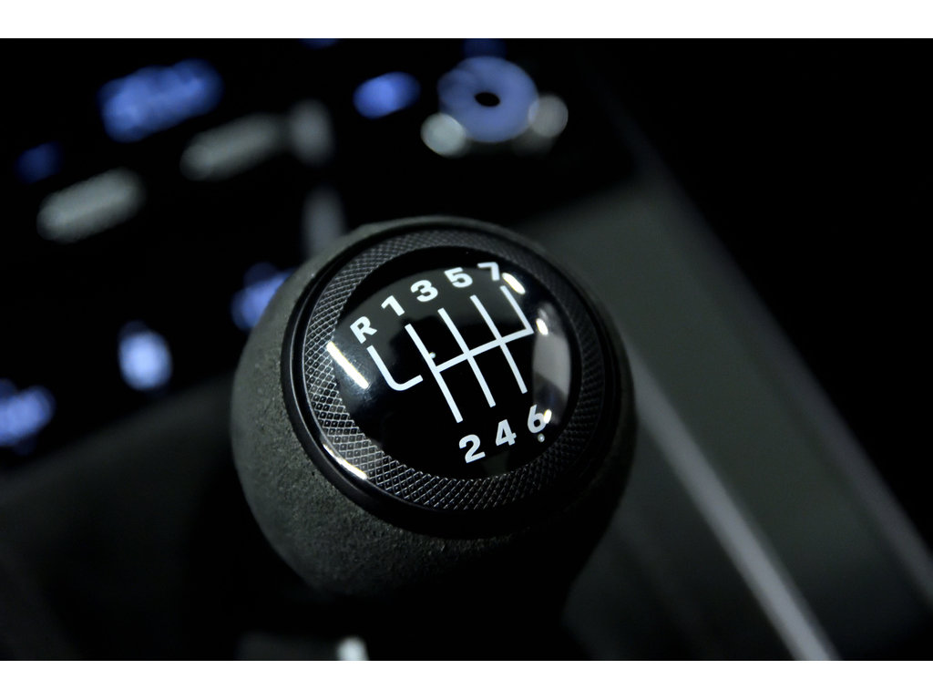 2024 Porsche 911 Carrera GTS Coupe / Transmission Manuelle /Aerokit in Laval, Quebec - 21 - w1024h768px